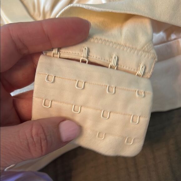 Women's Intimates Set - Cream and Lavender - Picture 3 of 5